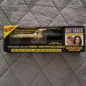 Hot Tools Professional 3 -Barrel Waver With Gold B
